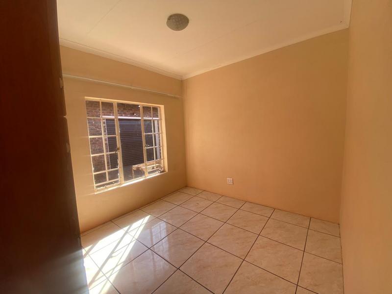 To Let 4 Bedroom Property for Rent in Kathu Northern Cape